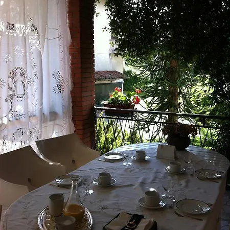 La Casa Creativa Bed & Breakfast Lomnago