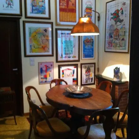 فندق مبيت وإفطار La Casa Creativa Lomnago